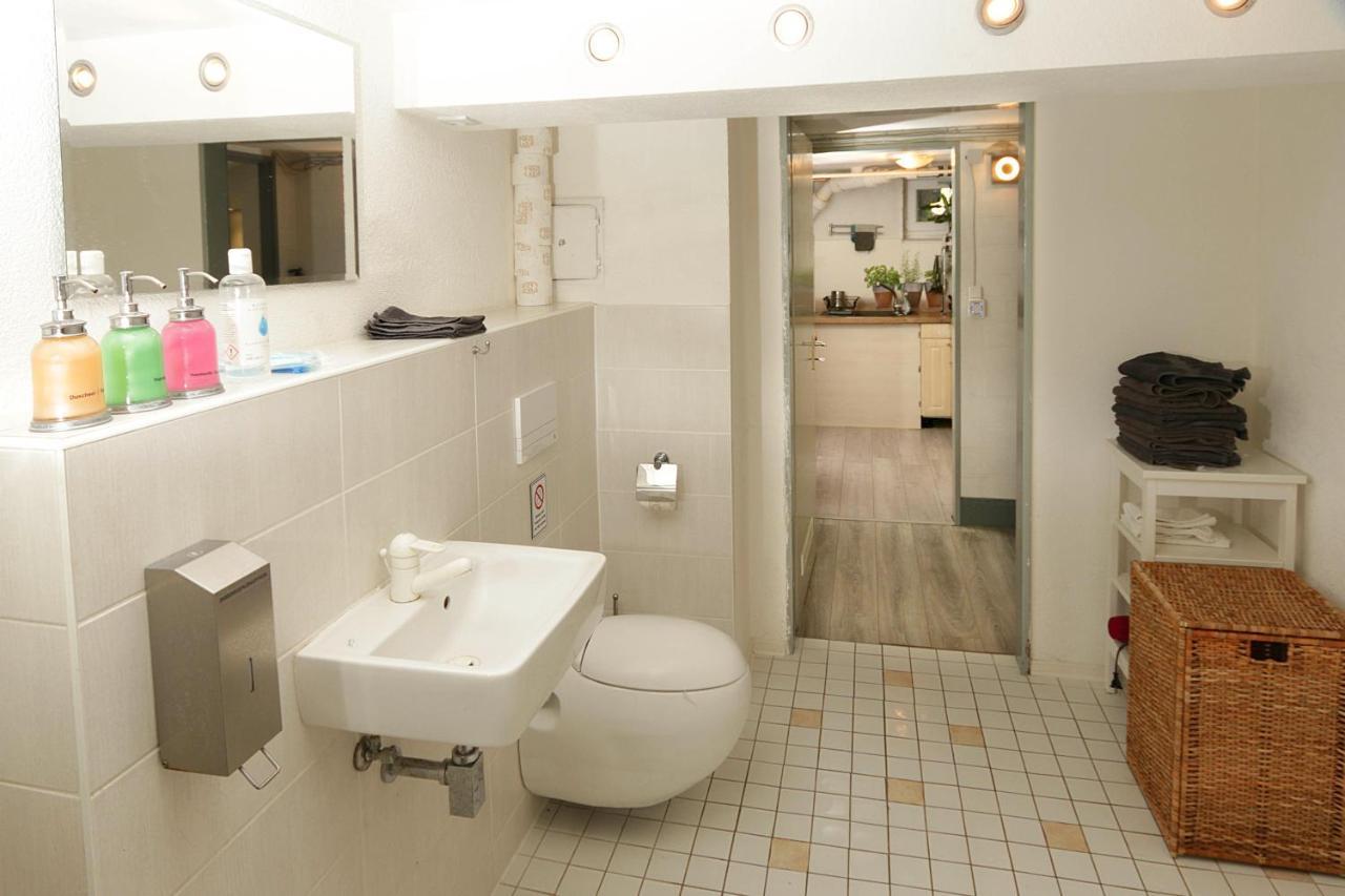 Cozy Souterrain-Half-Basement-Apartment Included 2 Bicycles Berlin Luaran gambar